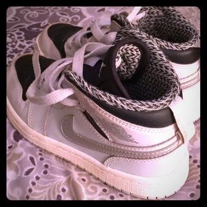 Boys Air Jordan’s 1-Mid